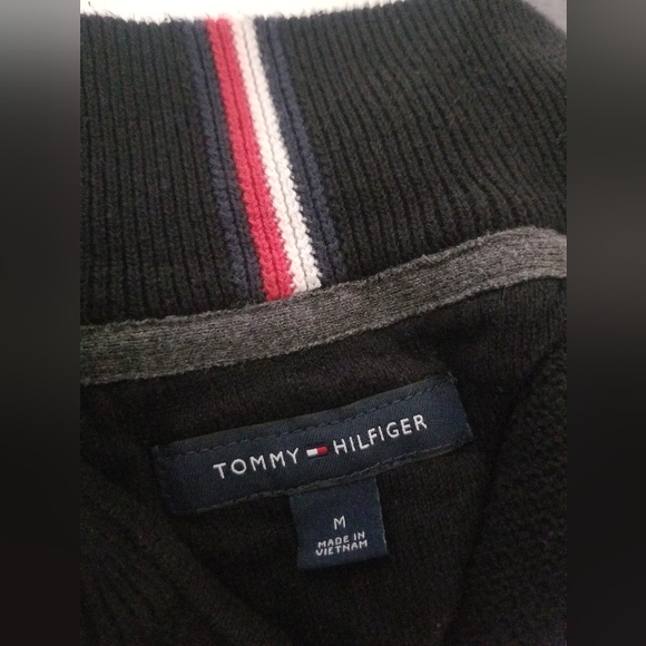 Tommy Hilfiger Sweater - Picture 2 of 3
